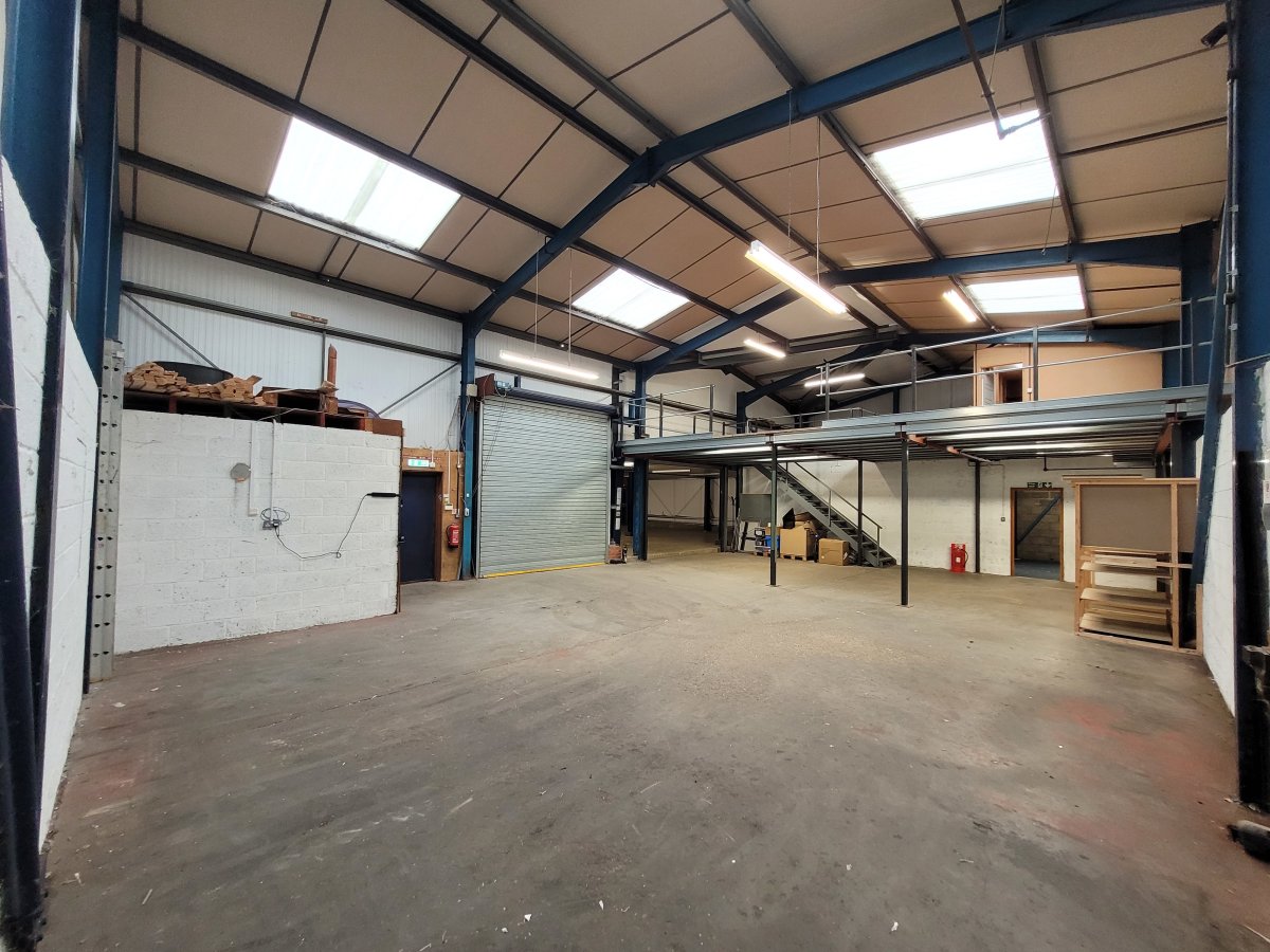 Industrial Unit in Kimbolton - photo 2