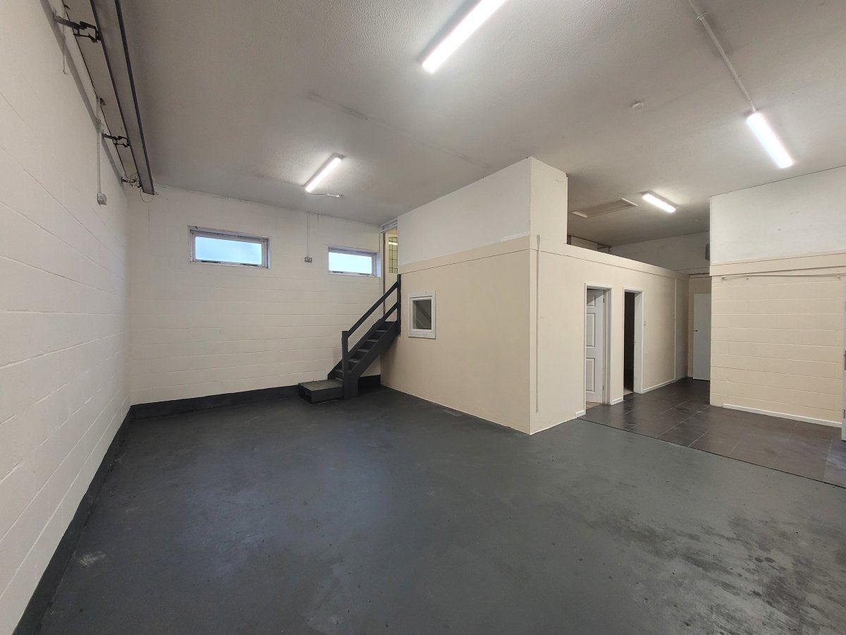 Industrial Unit in Huntingdon - photo 3