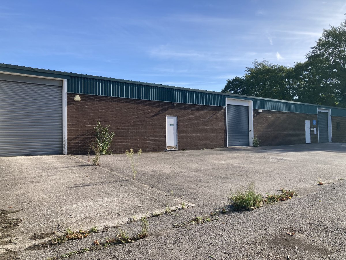Industrial Unit in Sheffield - photo 3