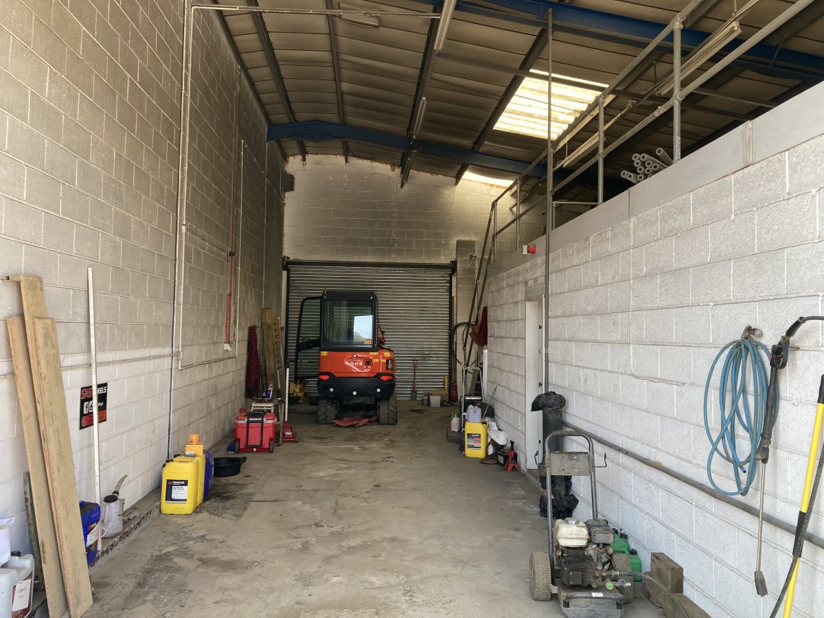 Industrial Unit in Tinsley - photo 3