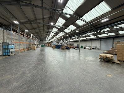 Industrial Unit in Northampton - photo 2