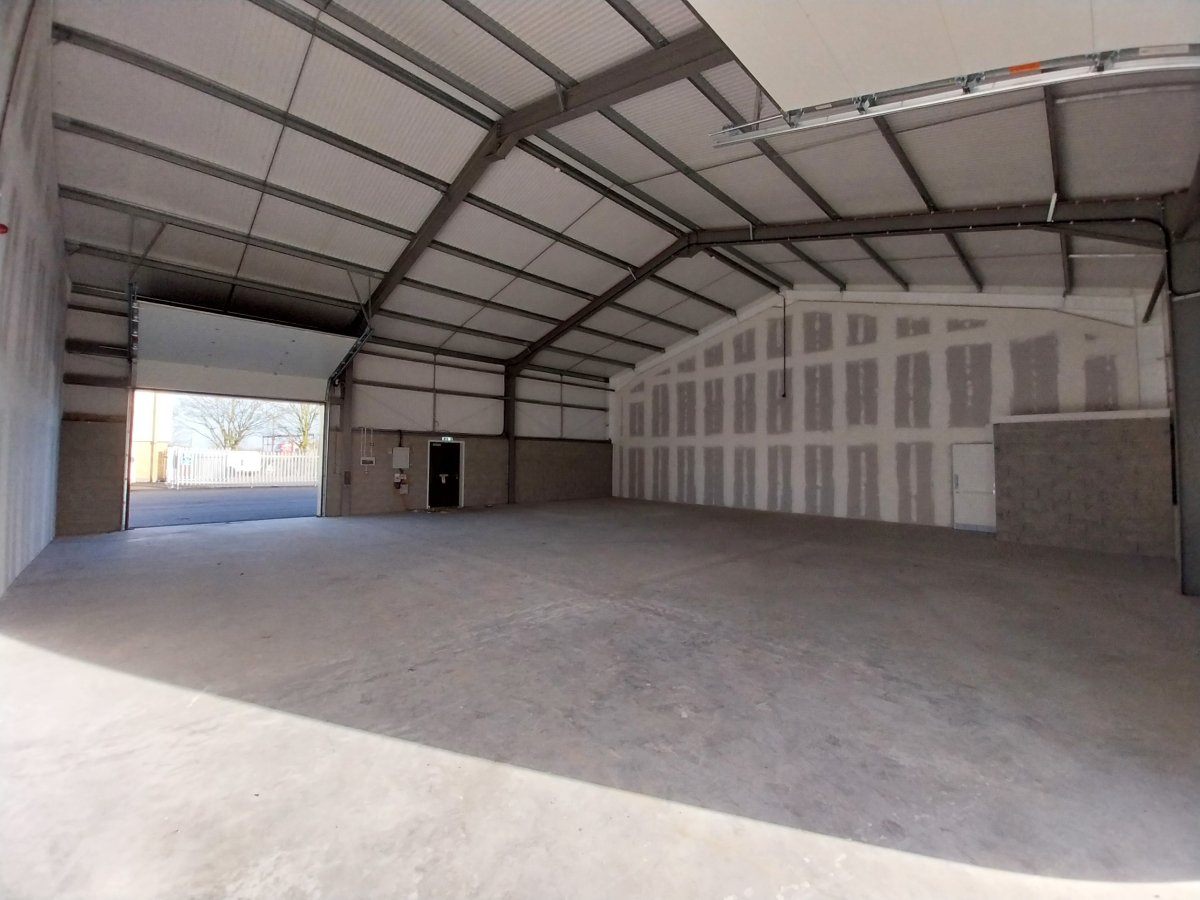 Industrial Unit in Lincoln - photo 2