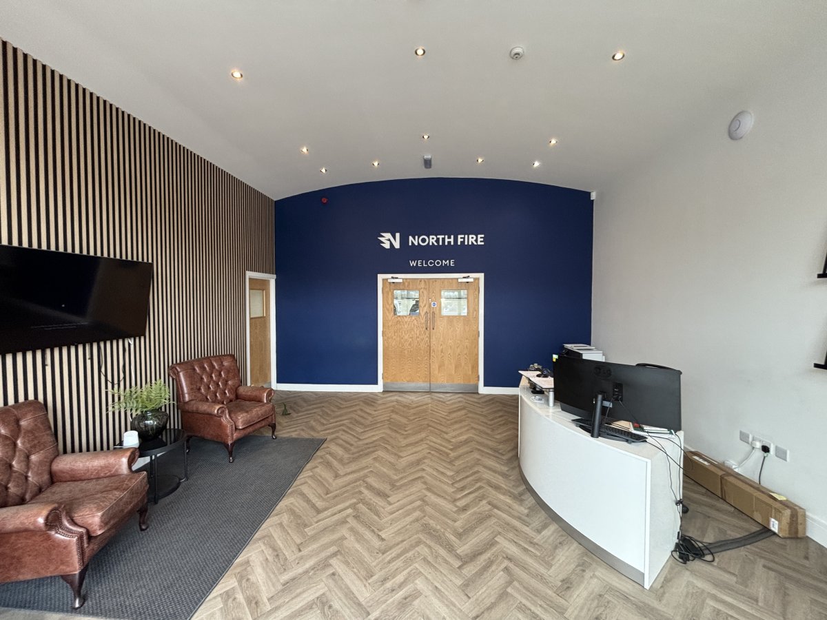 Industrial Unit in Hebden Bridge - photo 4