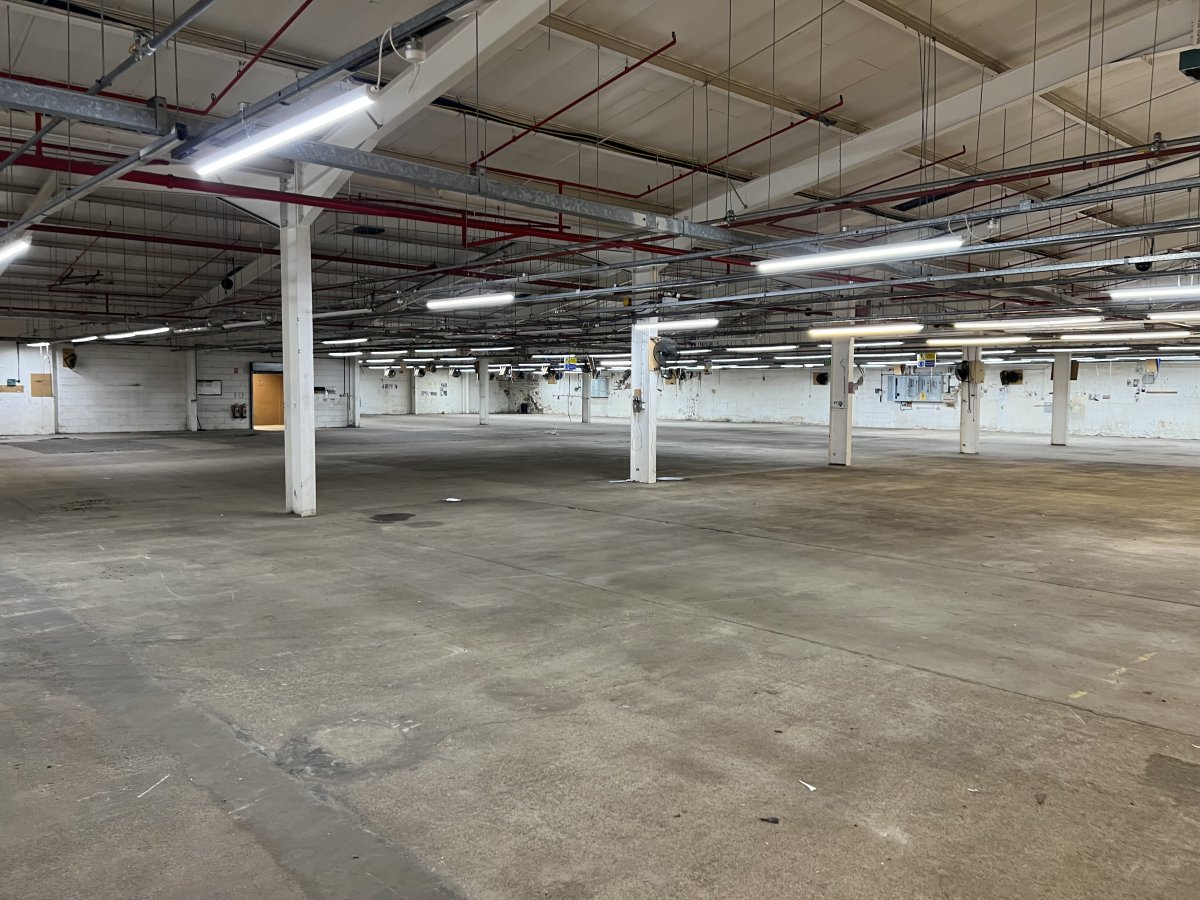 Industrial Unit in Bradford - photo 4