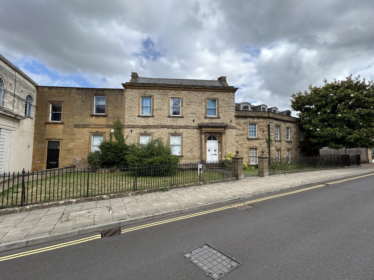 Industrial Unit in Radstock - photo 2