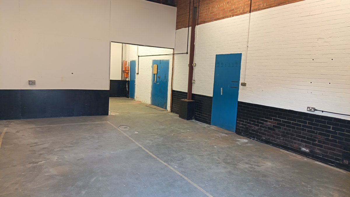 Industrial Unit in Lutterworth - photo 3