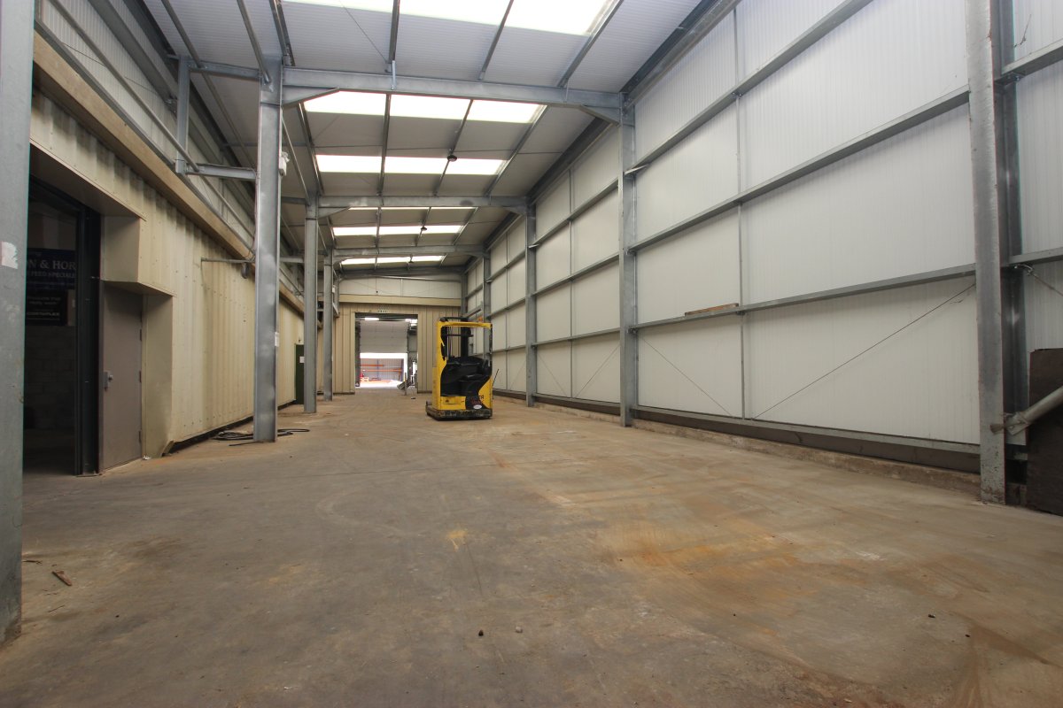 Industrial Unit in Saxilby - photo 4