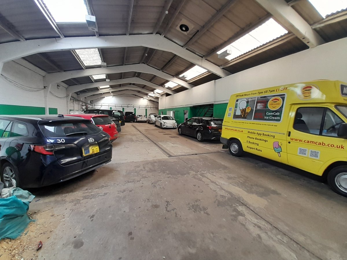 Industrial Unit in Cambridge - photo 3
