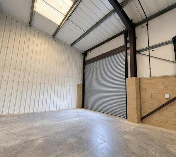 Industrial Unit in Pershore - photo 2