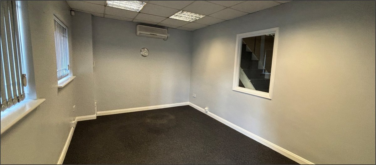 Industrial Unit in Derby - photo 2