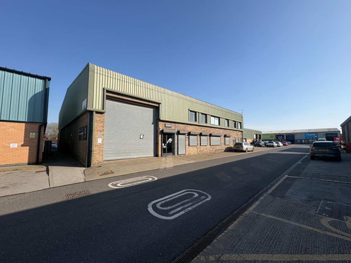 Industrial in Lincoln