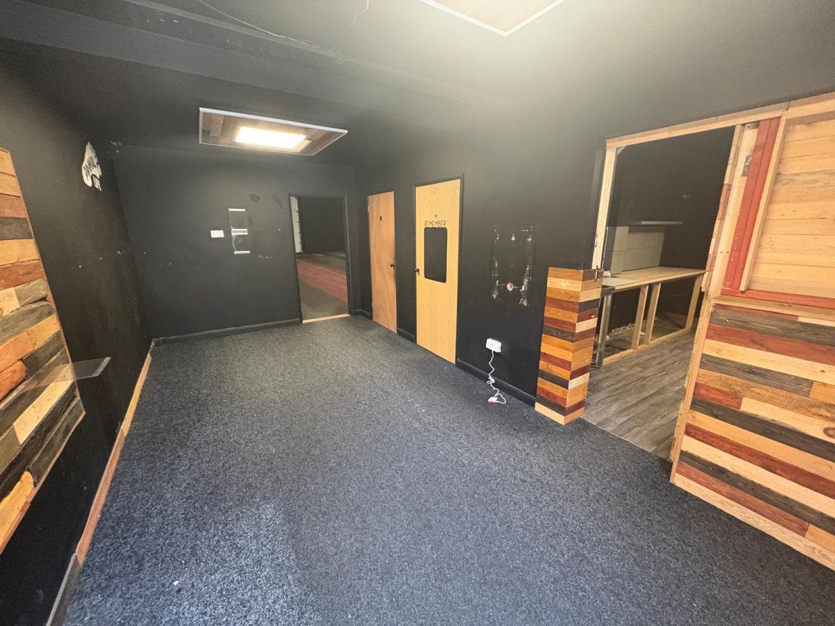Industrial Unit in Lincoln - photo 4