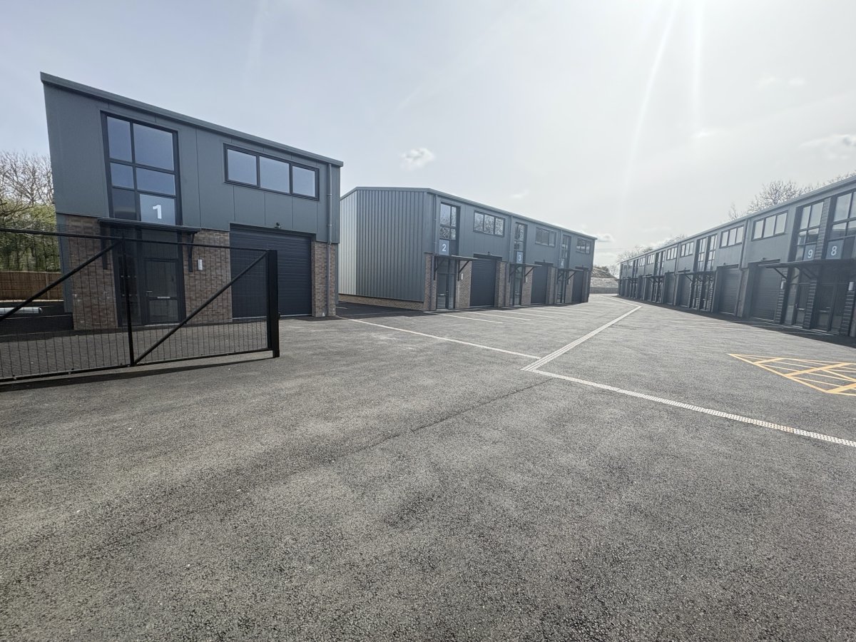 Industrial Unit in South Hykeham - photo 3