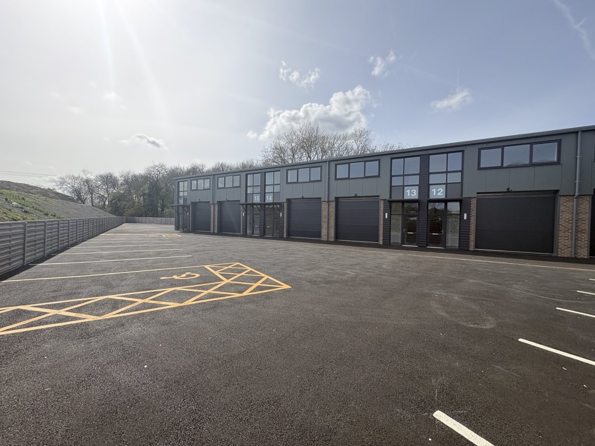 Industrial Unit in South Hykeham - photo 4