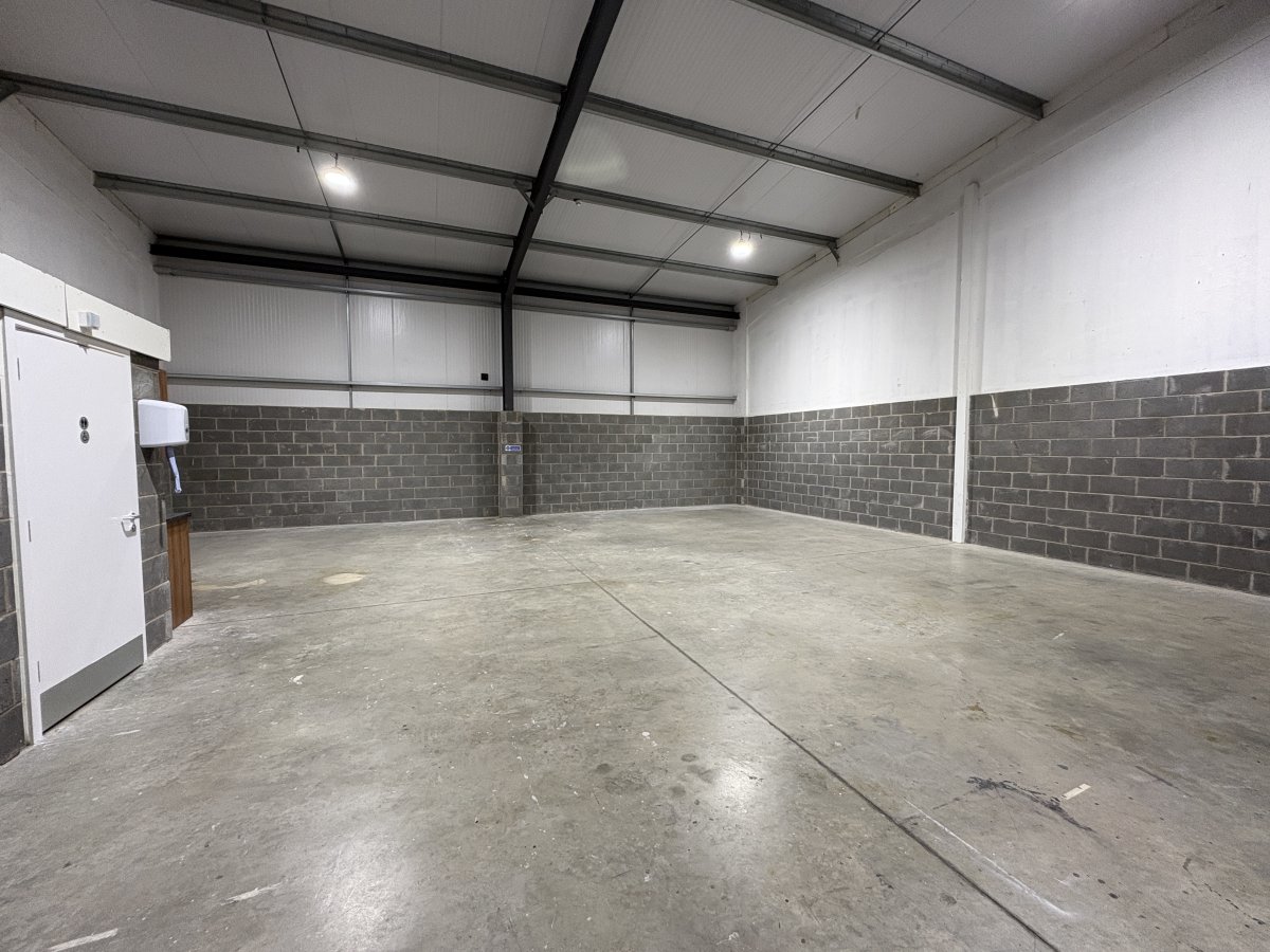 Industrial Unit in Lincoln - photo 4