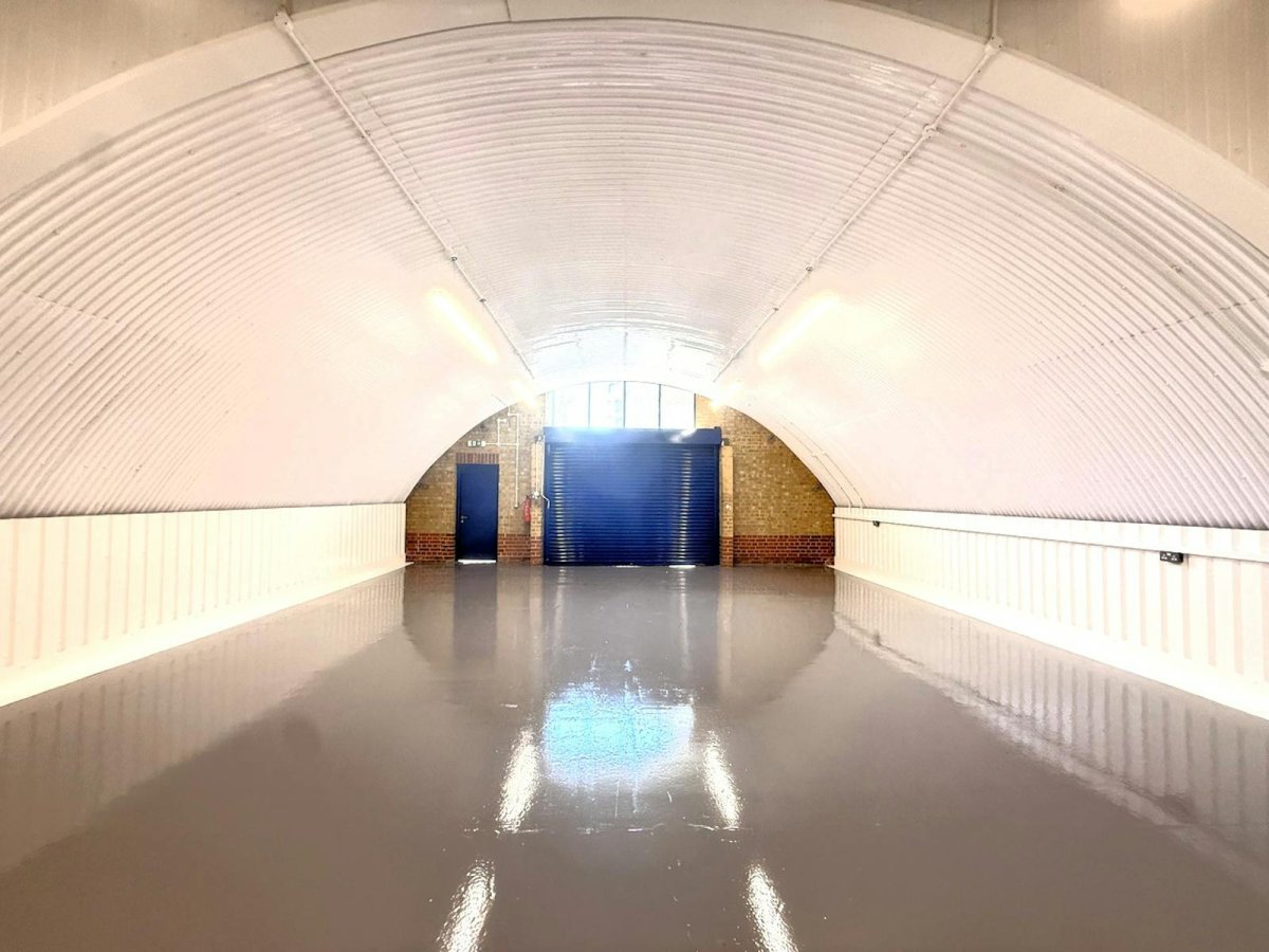 Industrial Unit in Bow, London - photo 3