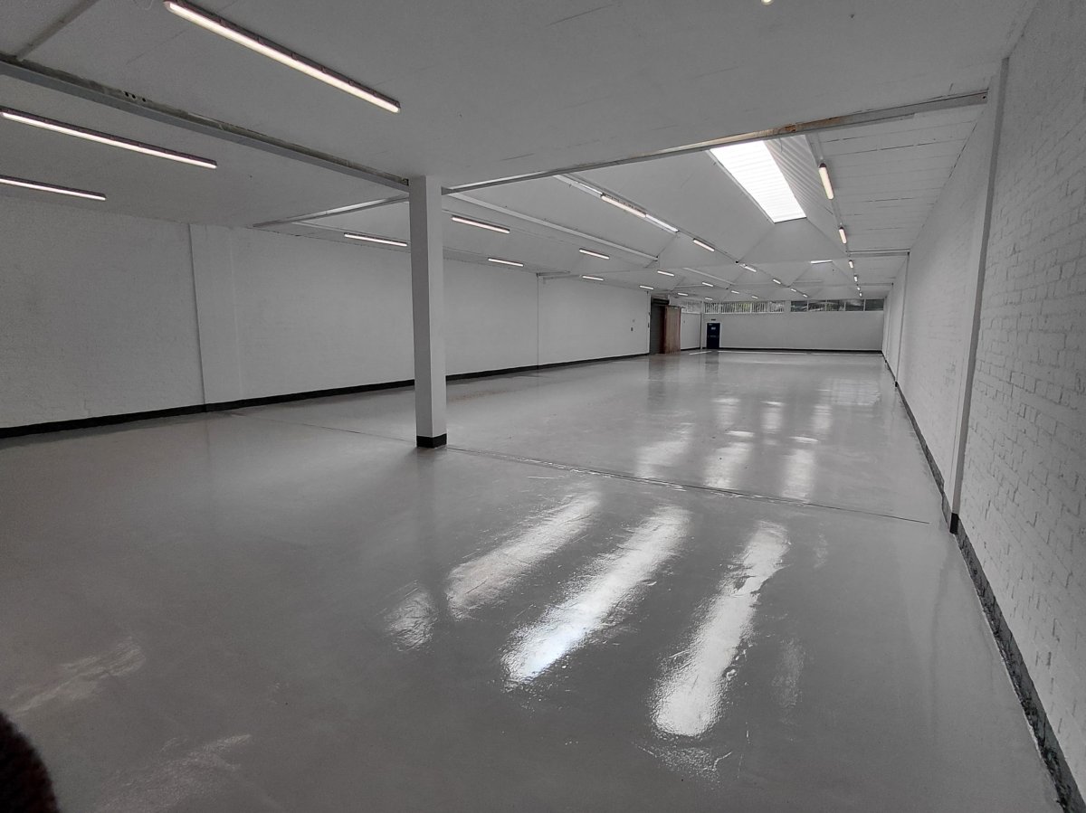 Industrial Unit in Mitcham - photo 2