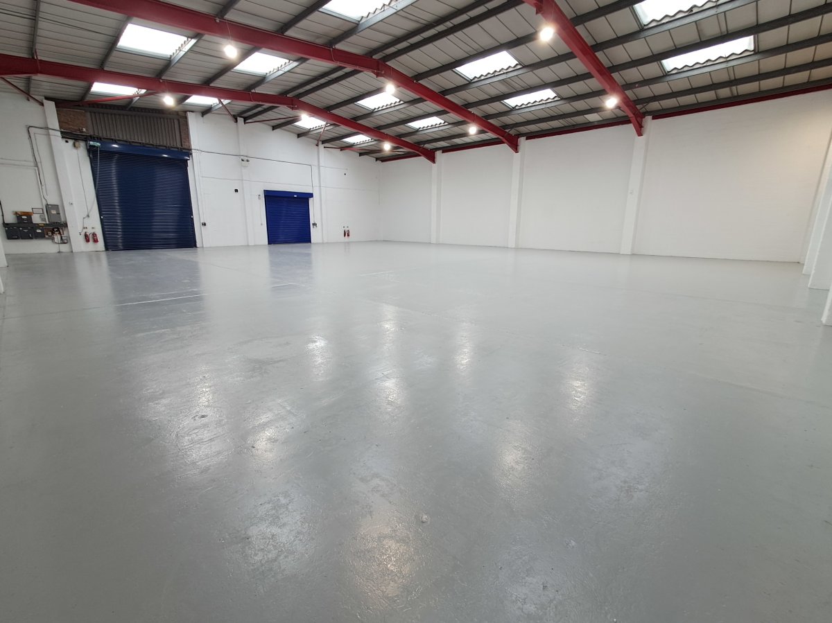 Industrial Unit in Croydon - photo 2