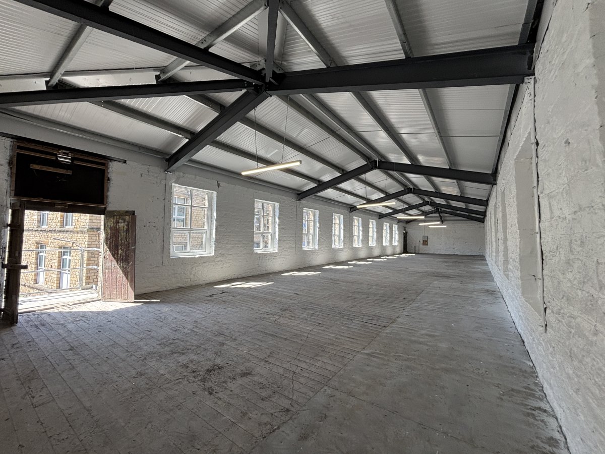 Industrial Unit in Longwood - photo 3