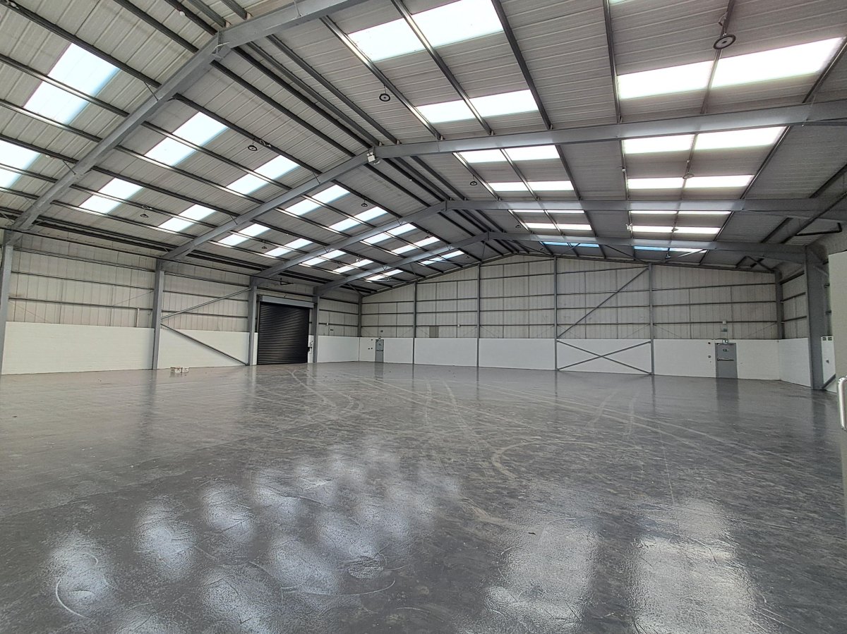 Industrial Unit in Epsom - photo 2