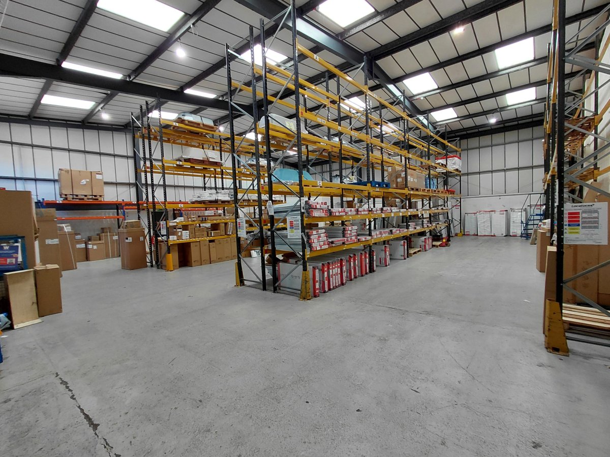 Industrial Unit in Dartford - photo 3