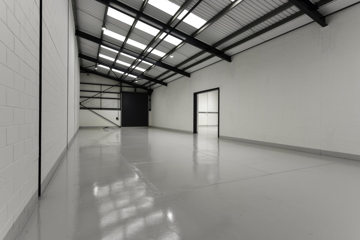 Industrial Unit in London - photo 4