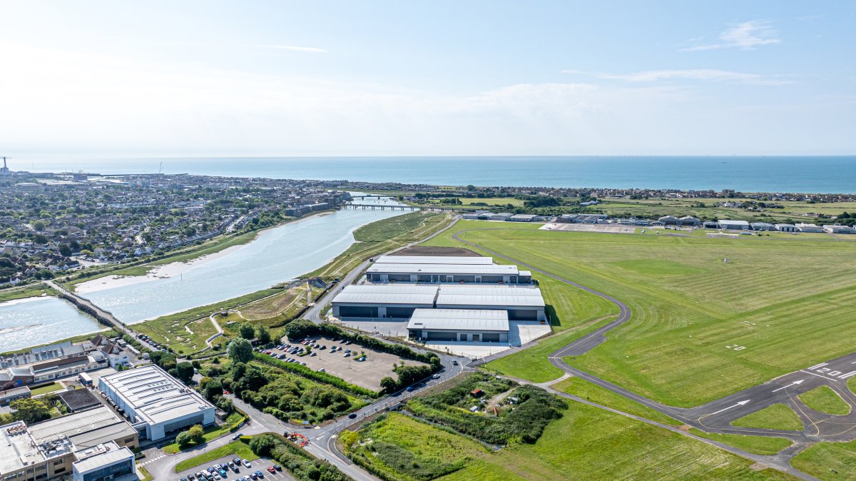 Industrial Unit in Brighton - photo 4
