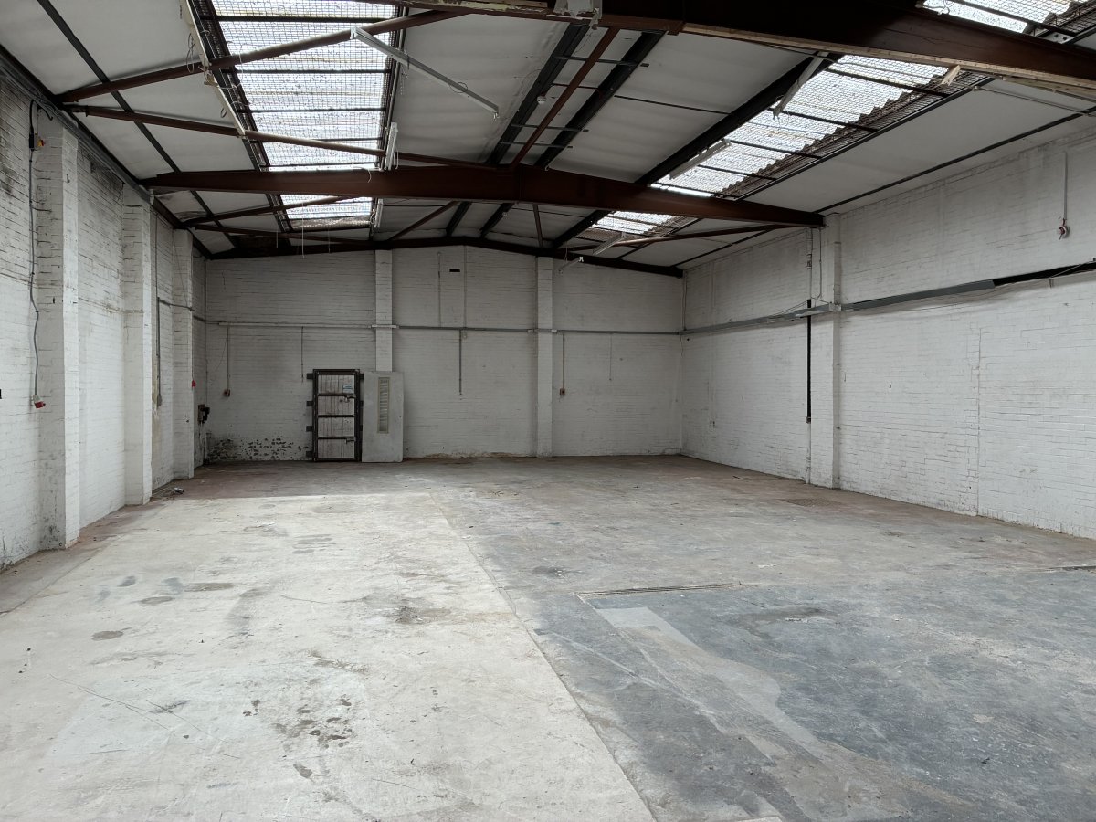 Industrial Unit in Orpington - photo 3