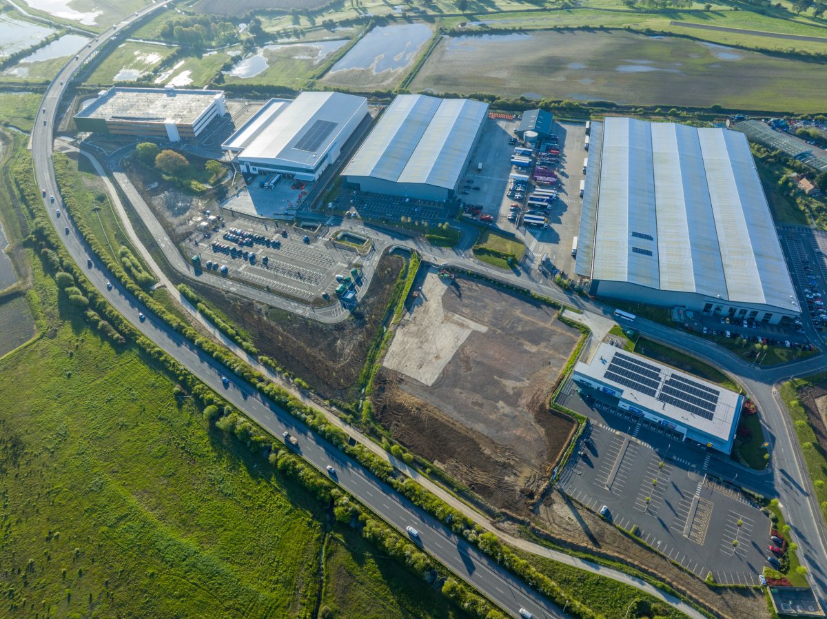 Industrial Unit in Bognor Regis - photo 4