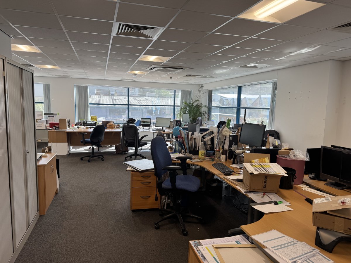 Industrial Unit in Brighouse - photo 4