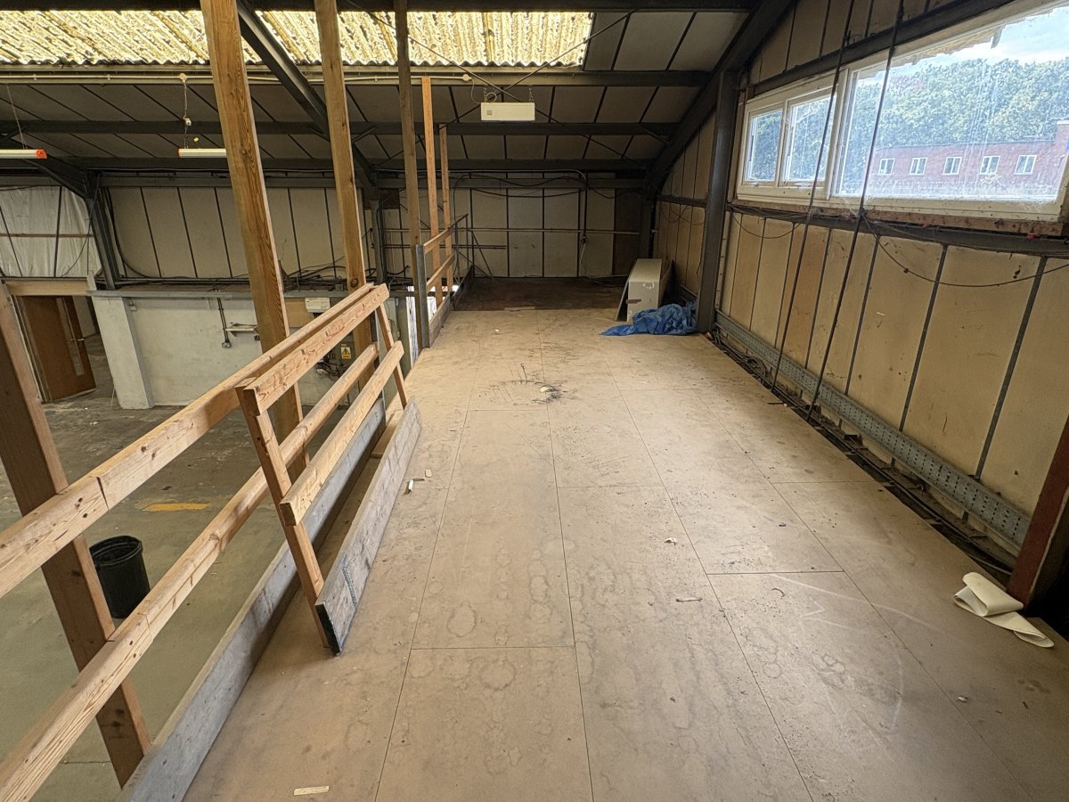 Industrial Unit in Sholing - photo 3