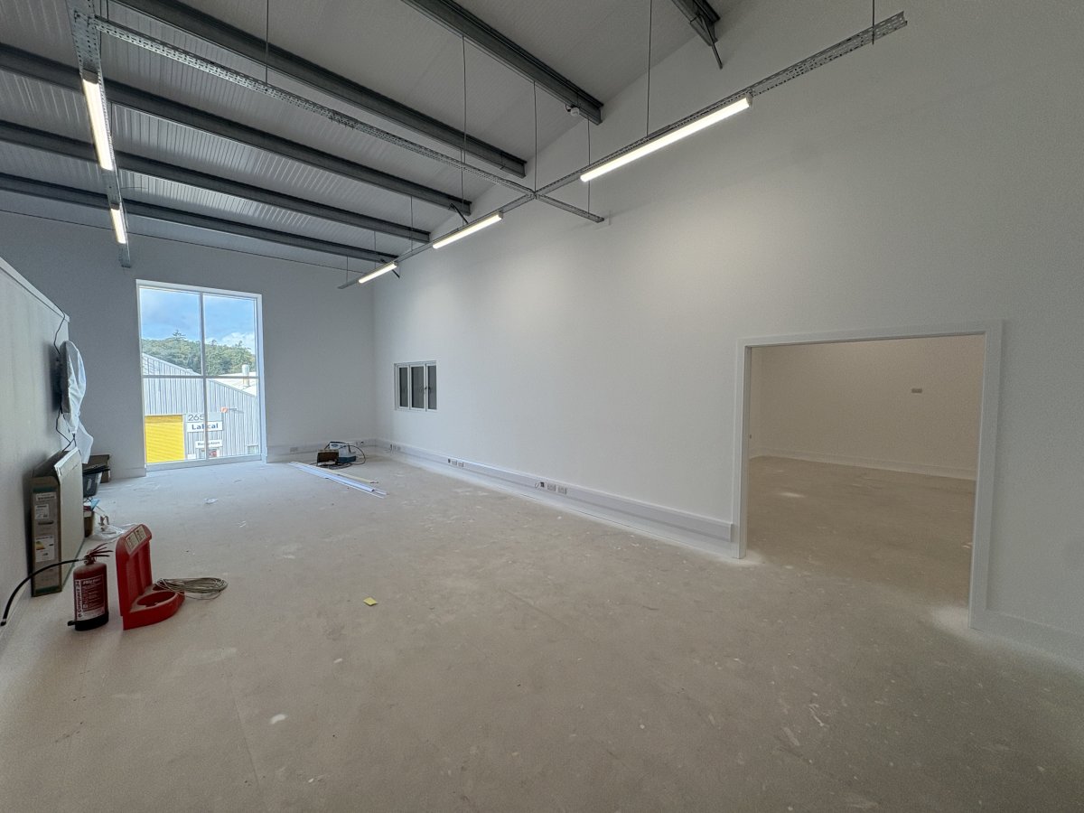 Industrial Unit in Lymington - photo 2