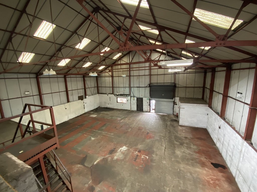 Industrial Unit in Brierley Hill - photo 3