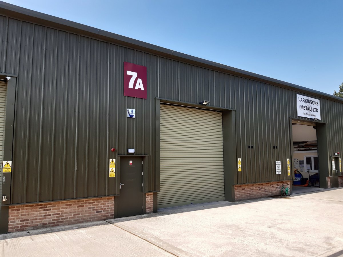 Industrial Unit in Cambridge - photo 2