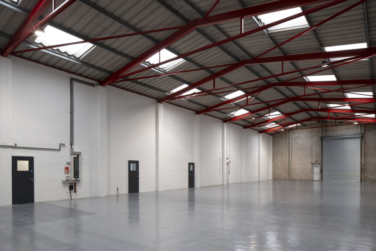 Industrial Unit in Coulsdon - photo 3