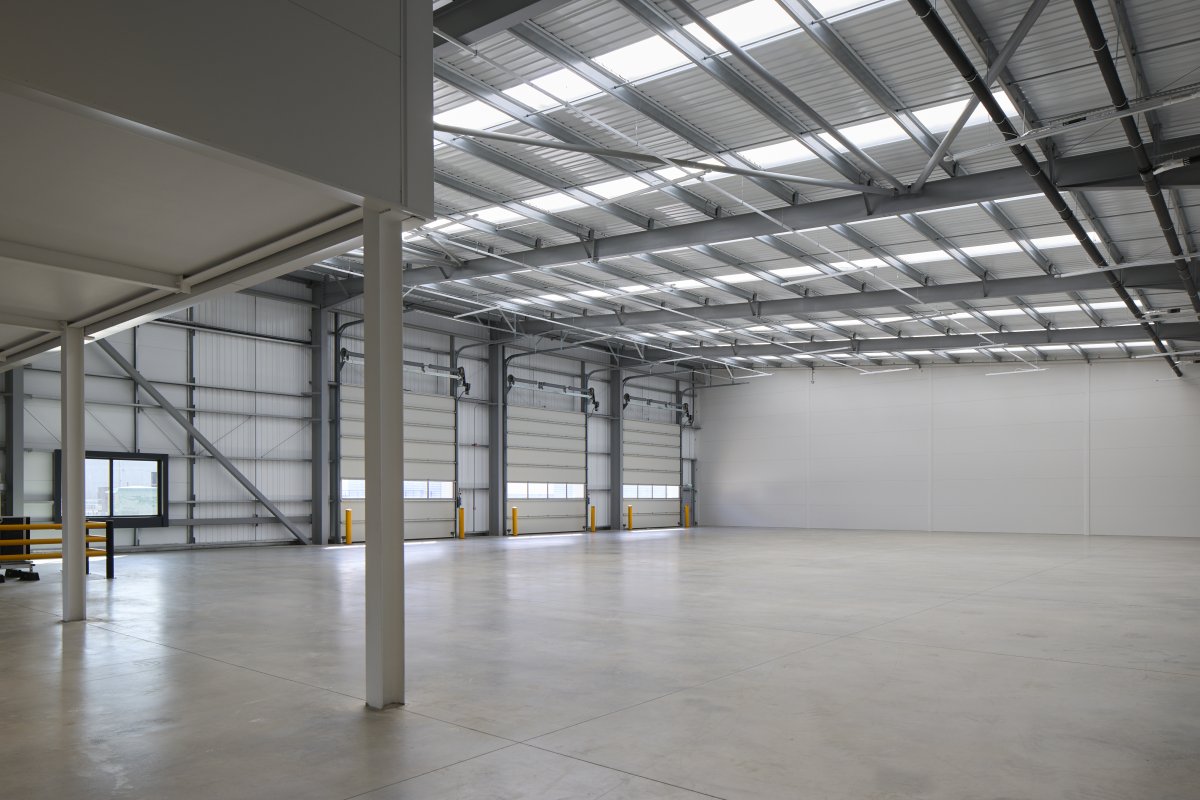 Industrial Unit in Croydon - photo 4
