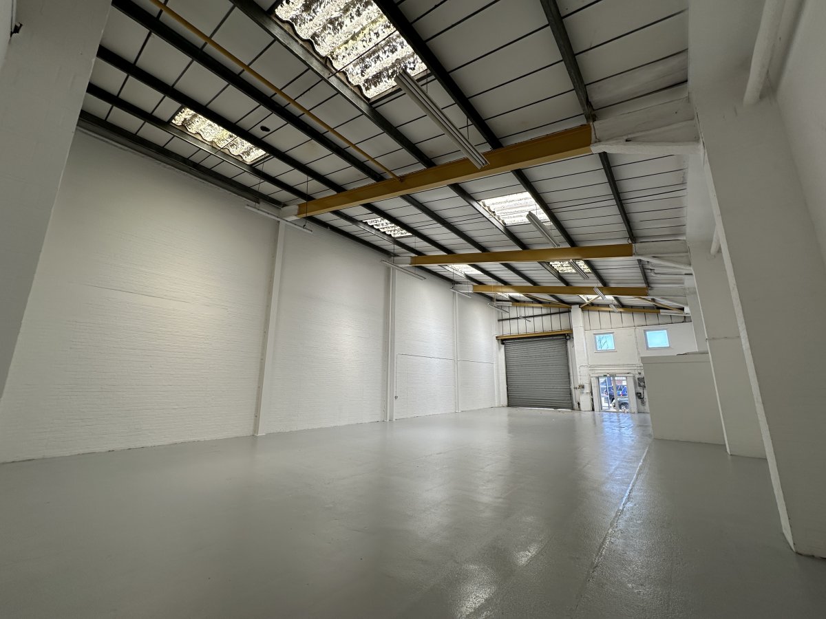 Industrial Unit in Eastbourne - photo 3
