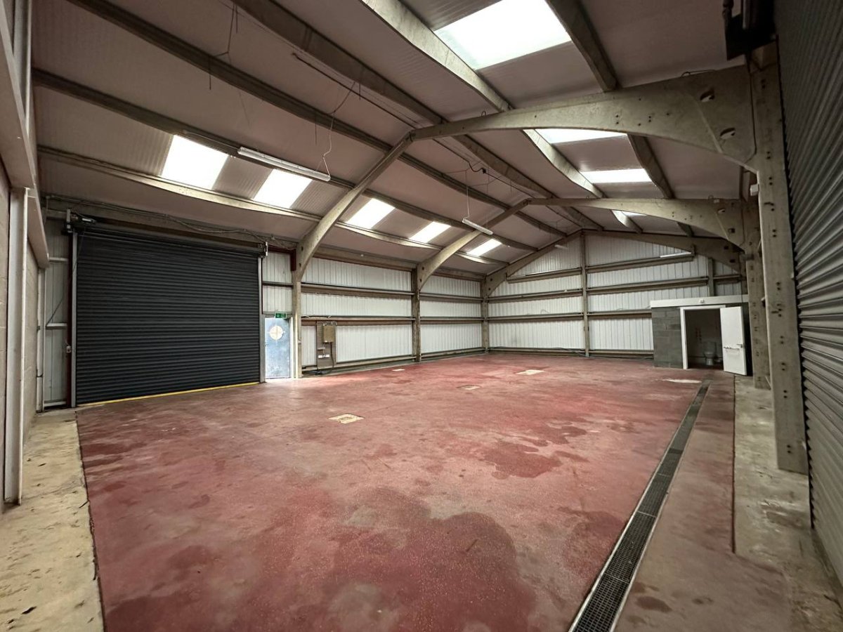 Industrial Unit in Uckfield - photo 4