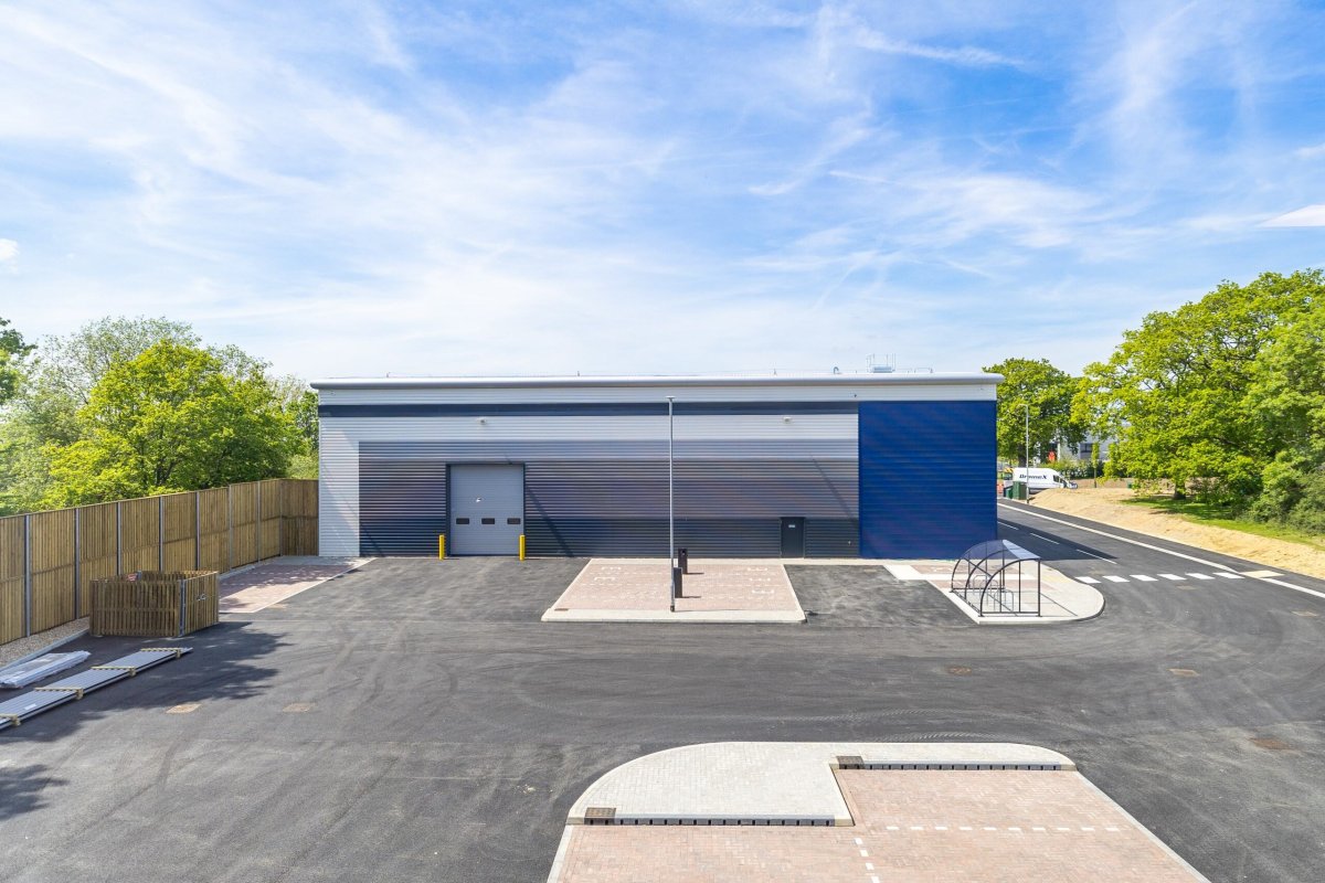 Industrial Unit in Burgess Hill - photo 3