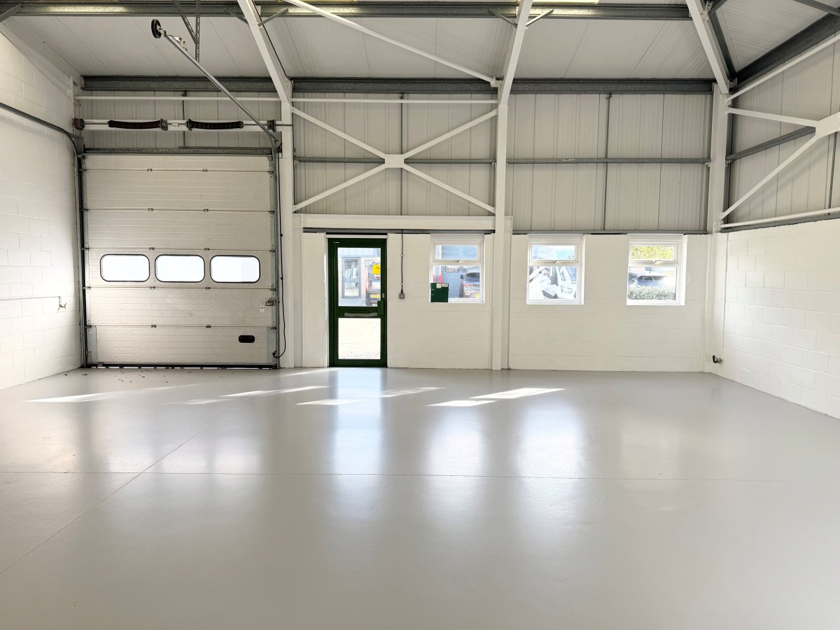 Industrial Unit in Shoreham By Sea - photo 4