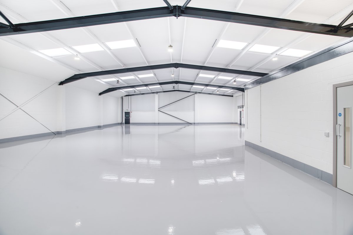 Industrial Unit in Woodford Green - photo 4