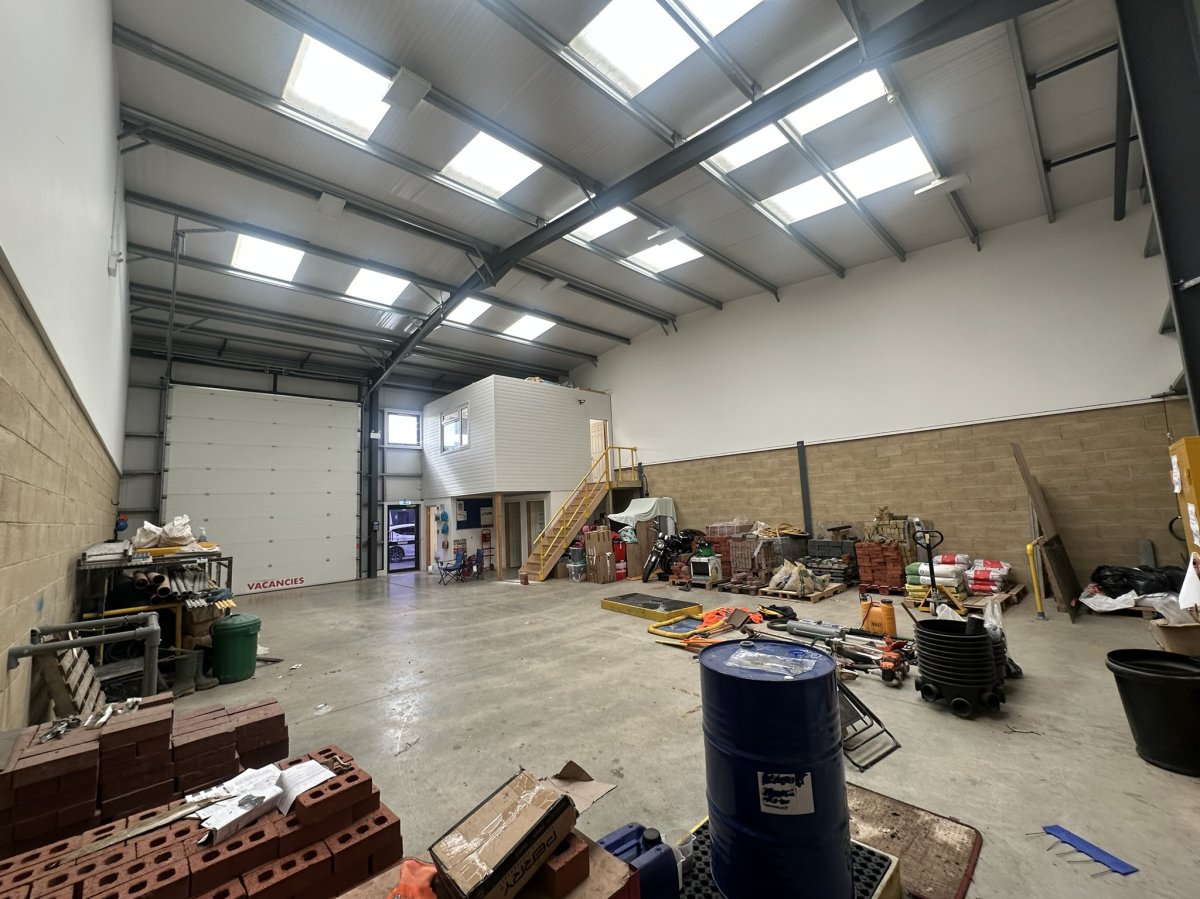 Industrial Unit in Polegate - photo 3