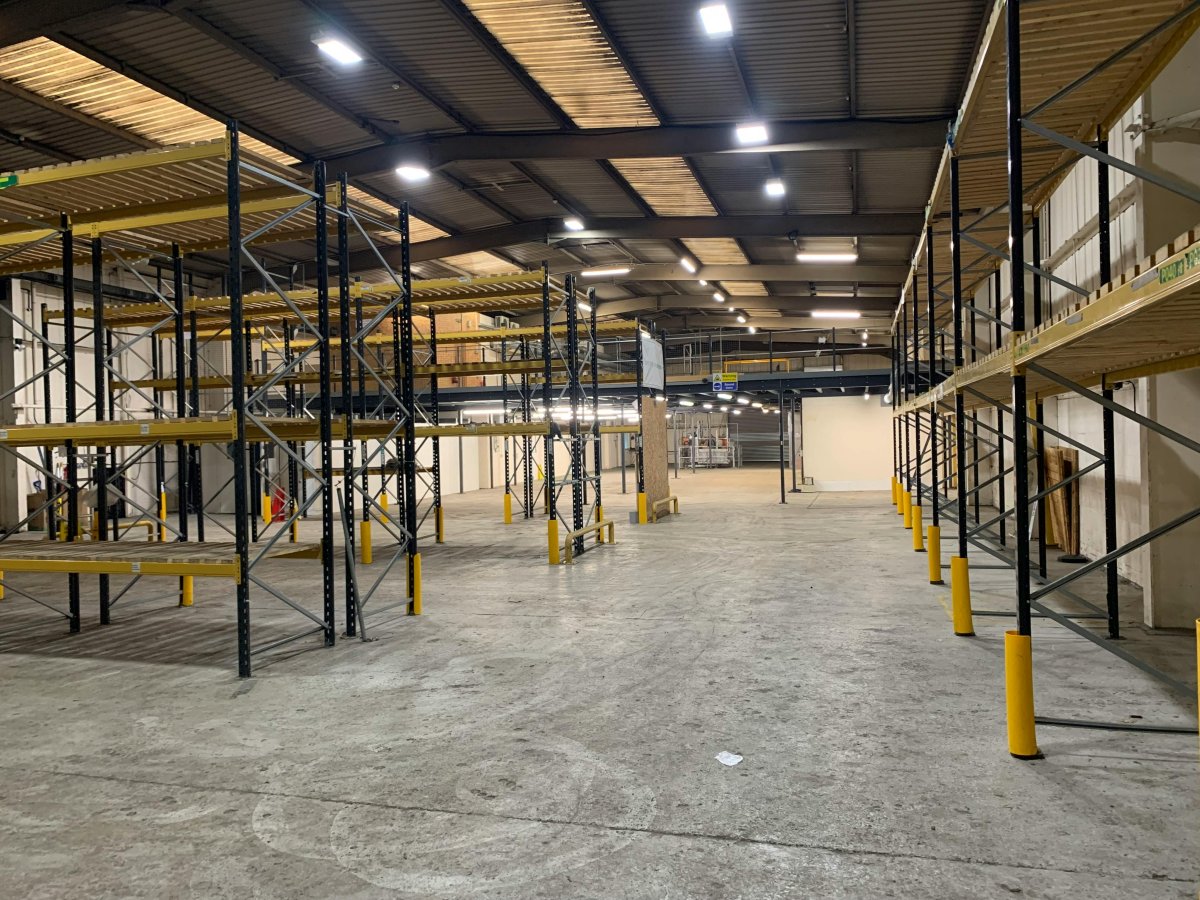 Industrial Unit in Dartford - photo 2