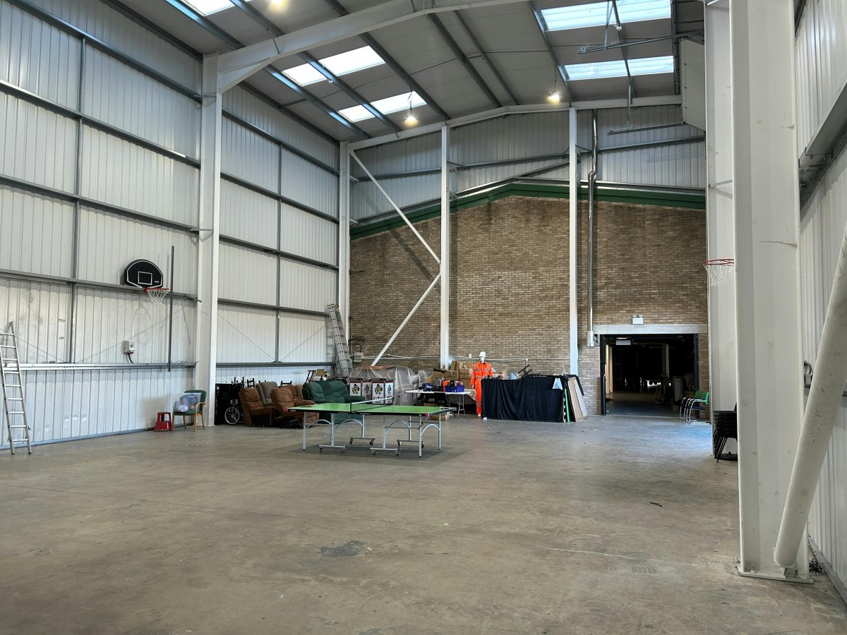 Industrial Unit in Coulsdon - photo 4