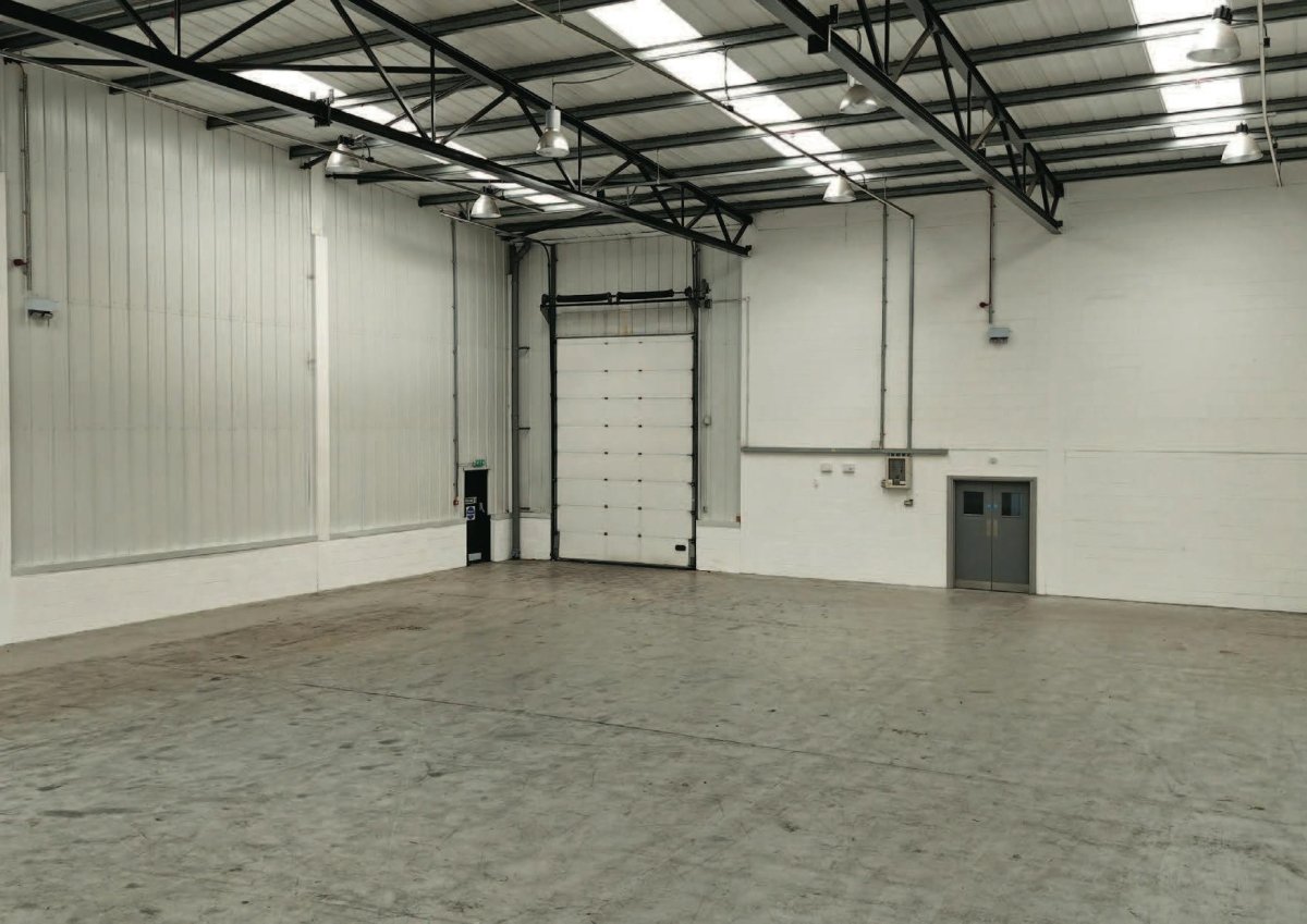 Industrial Unit in Croydon - photo 2