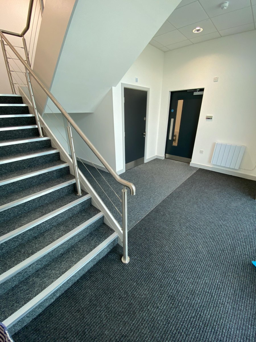 Industrial Unit in Dartford - photo 4