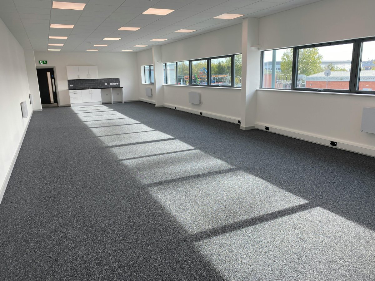Industrial Unit in Dartford - photo 4