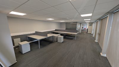 Industrial Unit in Winchester - photo 3