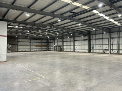 Industrial Unit in Cumbernauld - photo 4