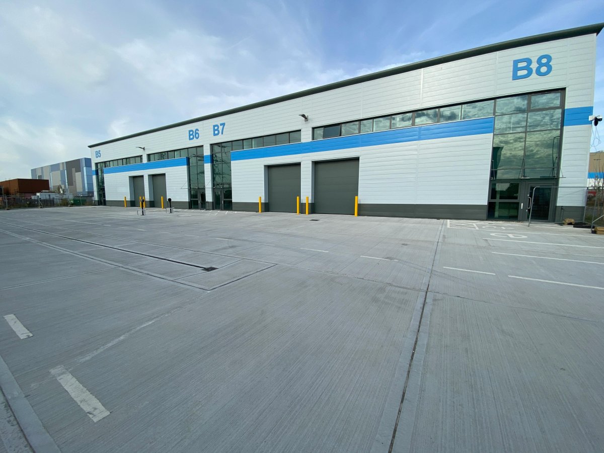 Industrial Unit in Dartford - photo 2